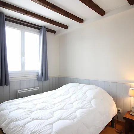 F3 De 50m² Au Coeur De Mont-dore Avec 2 Chambres, Cuisine Equipee Et 2 Salles D'eau - Fr-1-415-145 Le Mont-Dore