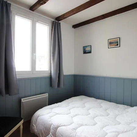 Apartment F3 De 50m² Au Coeur De Mont-dore Avec 2 Chambres, Cuisine Equipee Et 2 Salles D'eau - Fr-1-415-145